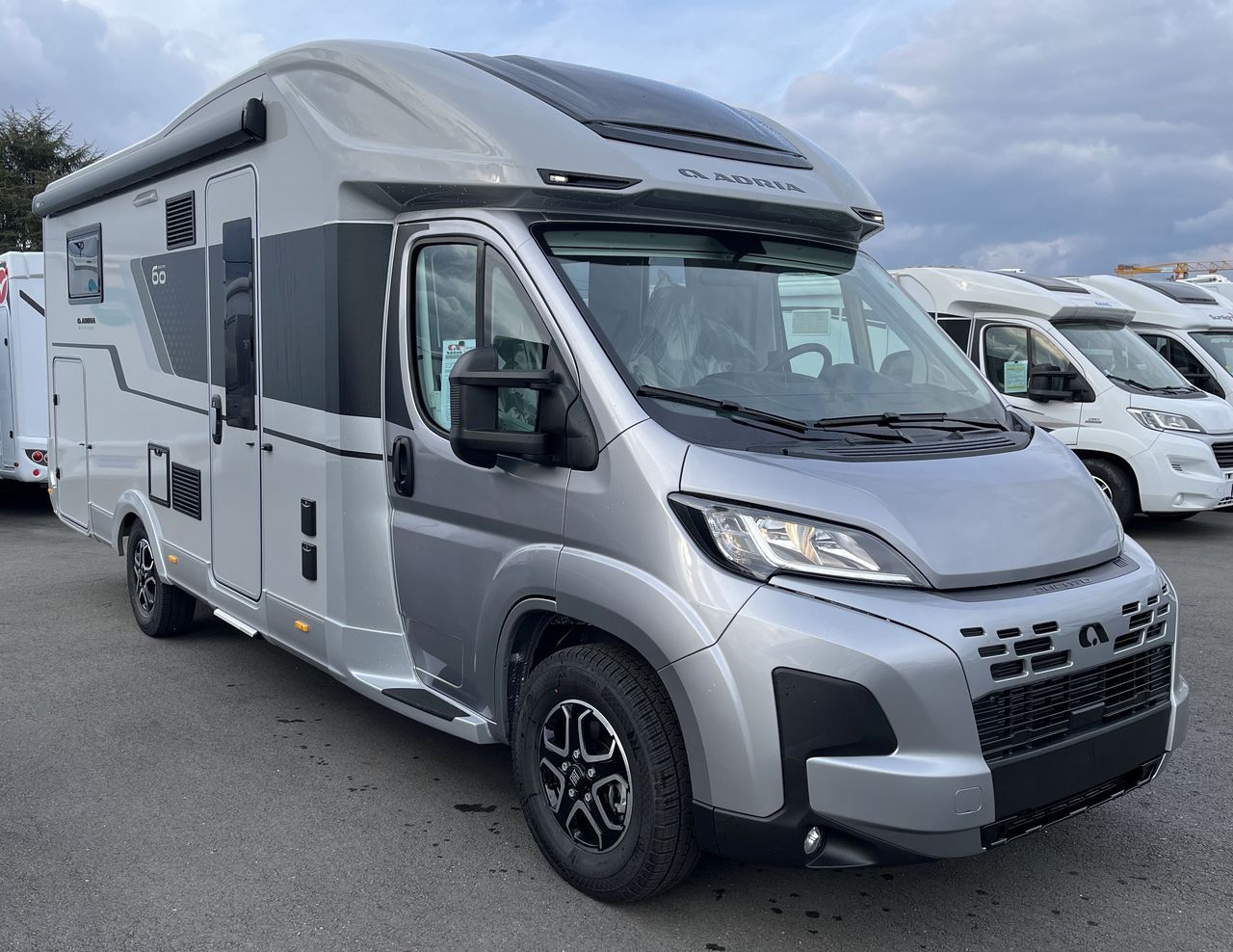 Adria | MATRIX 650 DC 60Y - 2026