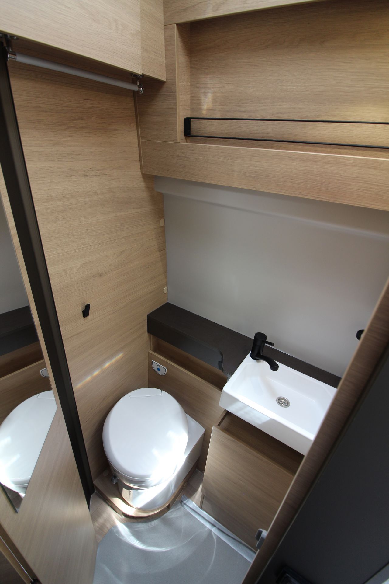Campereve | CAMPERVAN XL SAPHIR - 2026 – Image 9
