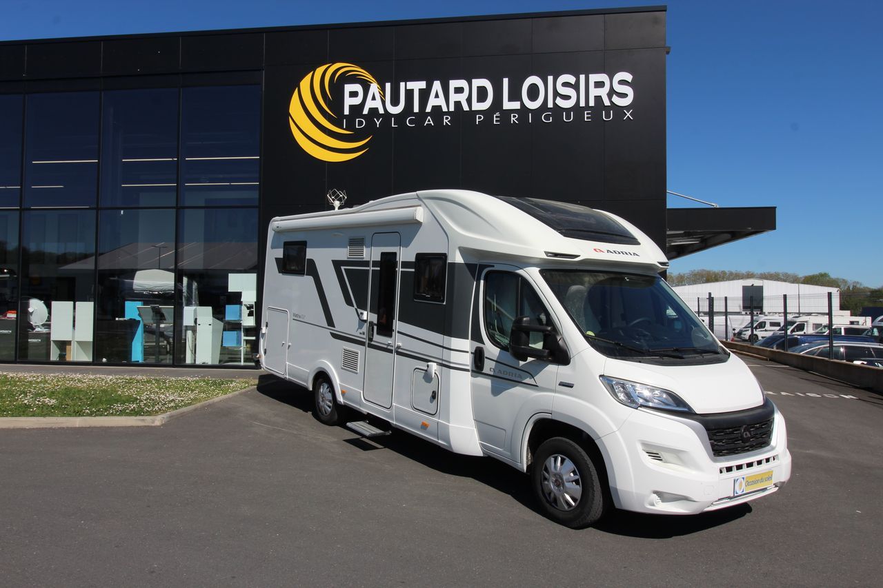 Adria | MATRIX PLUS 670 DC - 2022