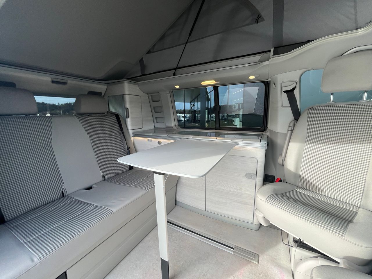 Volkswagen | CALIFORNIA COAST - 2018 – Image 8