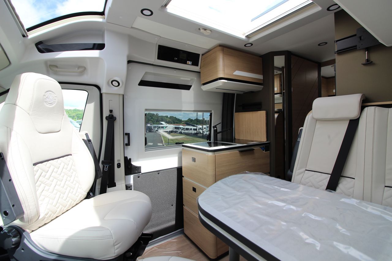 Campereve | MAGELLAN 643 SAPHIR - 2026 – Image 6
