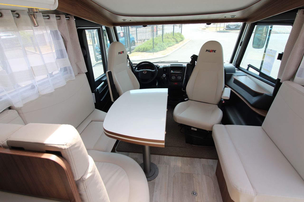 Pilote | G 740 FC ESSENTIEL - 2018 – Image 3