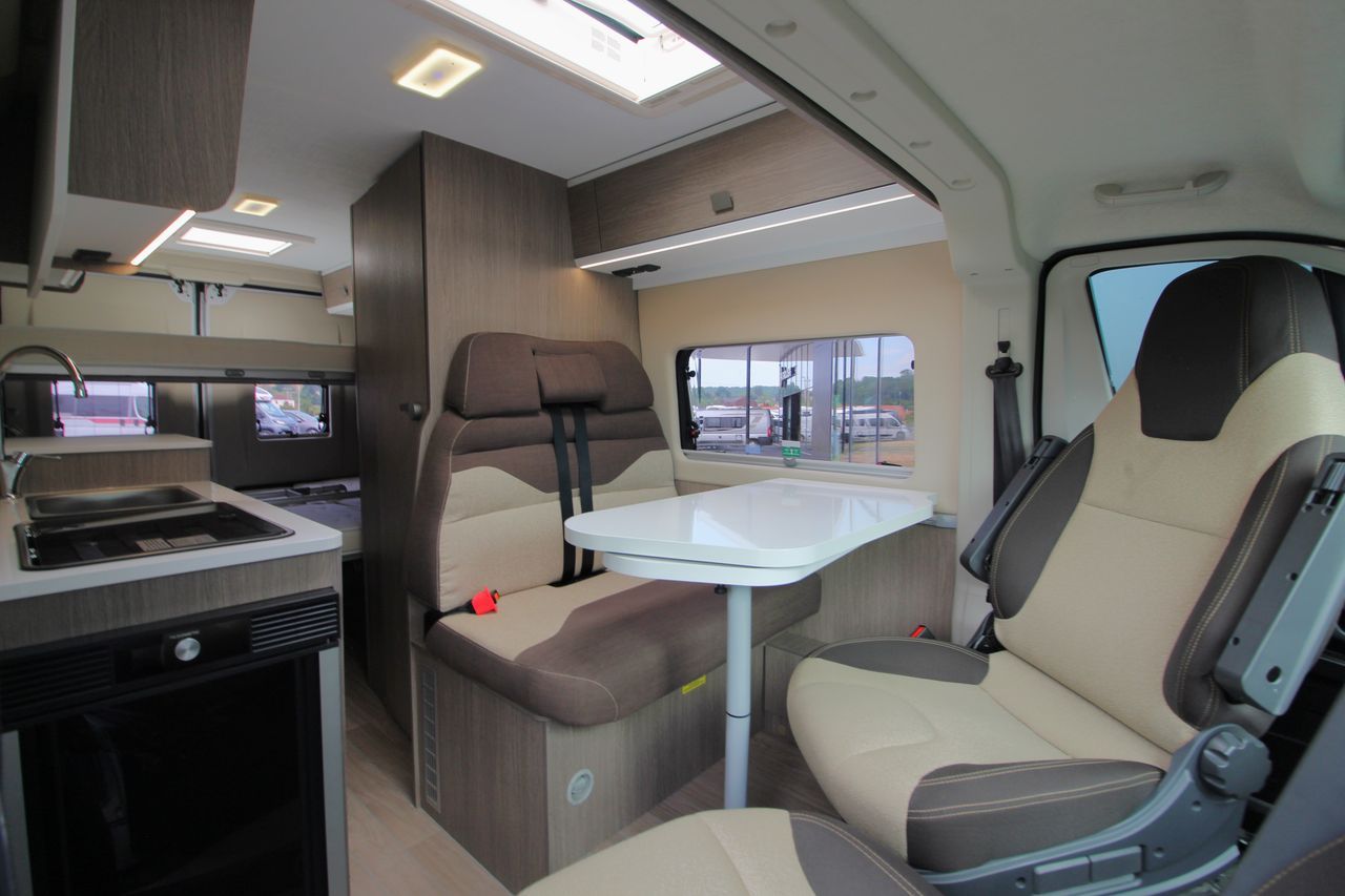 Chausson | V 594 MAX FIRSTLINE - 2023 – Image 9