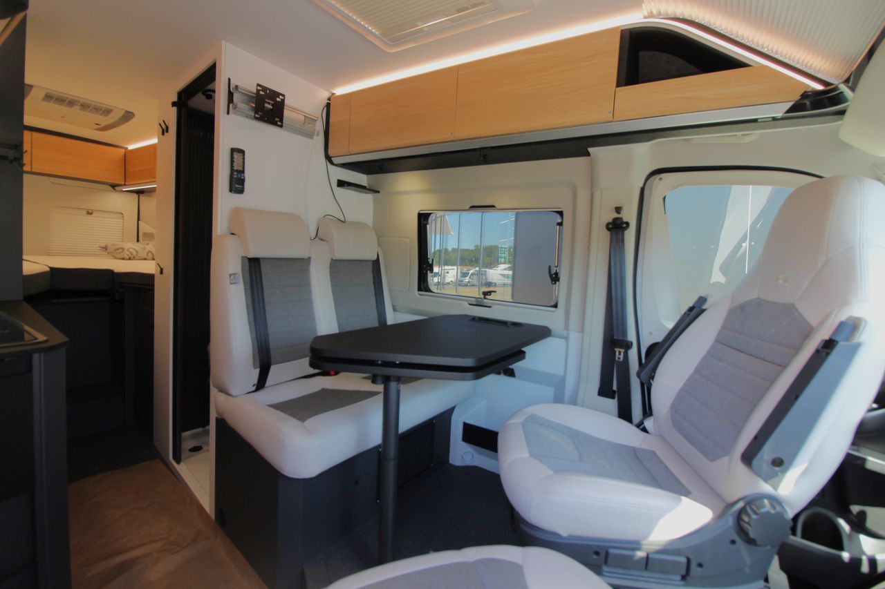 Adria | TWIN 640 SLB 60Y - 2026 – Image 8