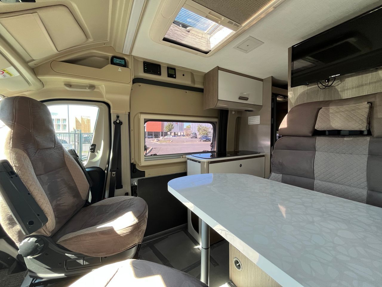 Challenger | V 114 MAX - 2020 – Image 10