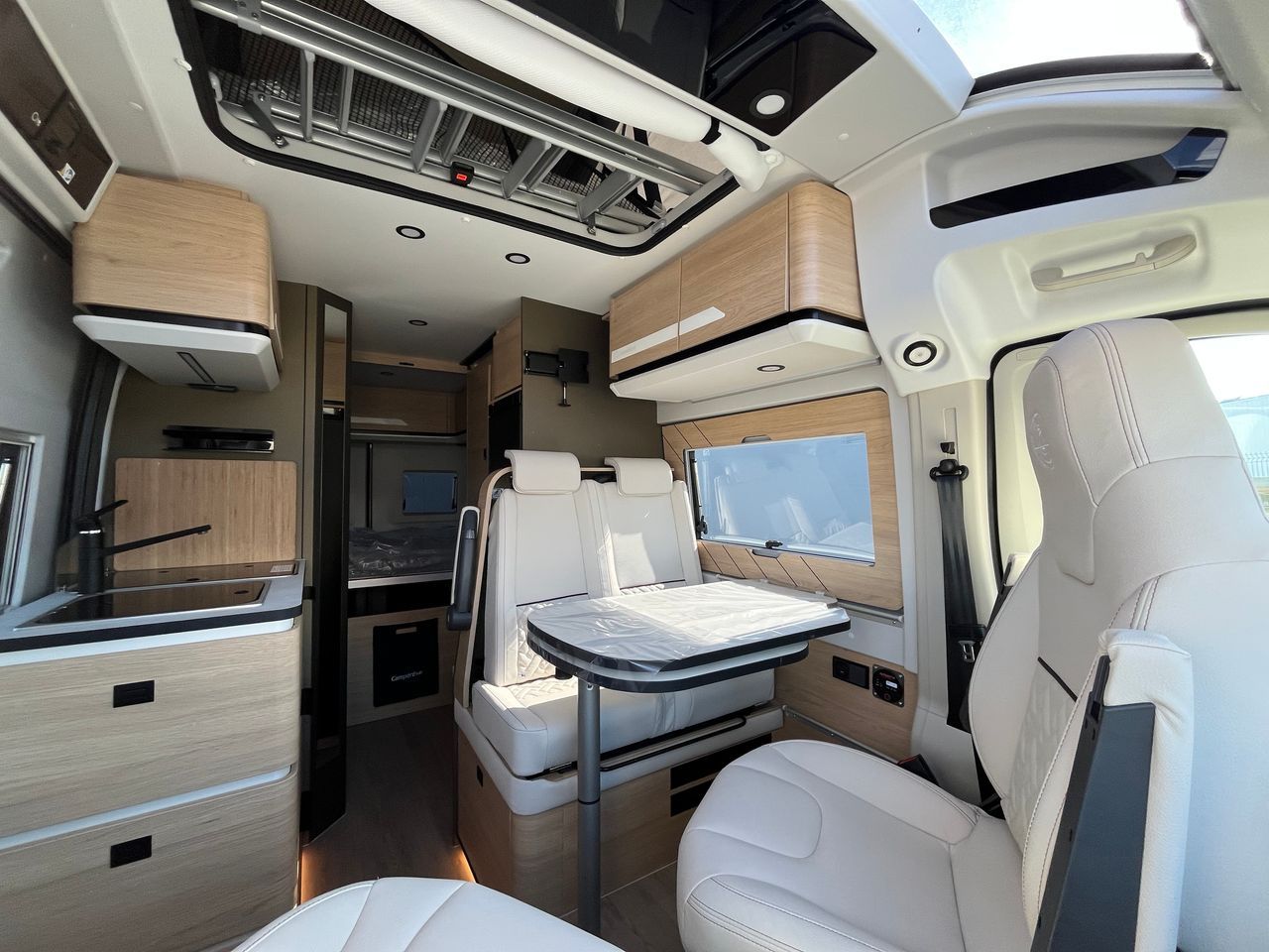 Campereve | 643 AIR SAPHIR - 2027 – Image 7