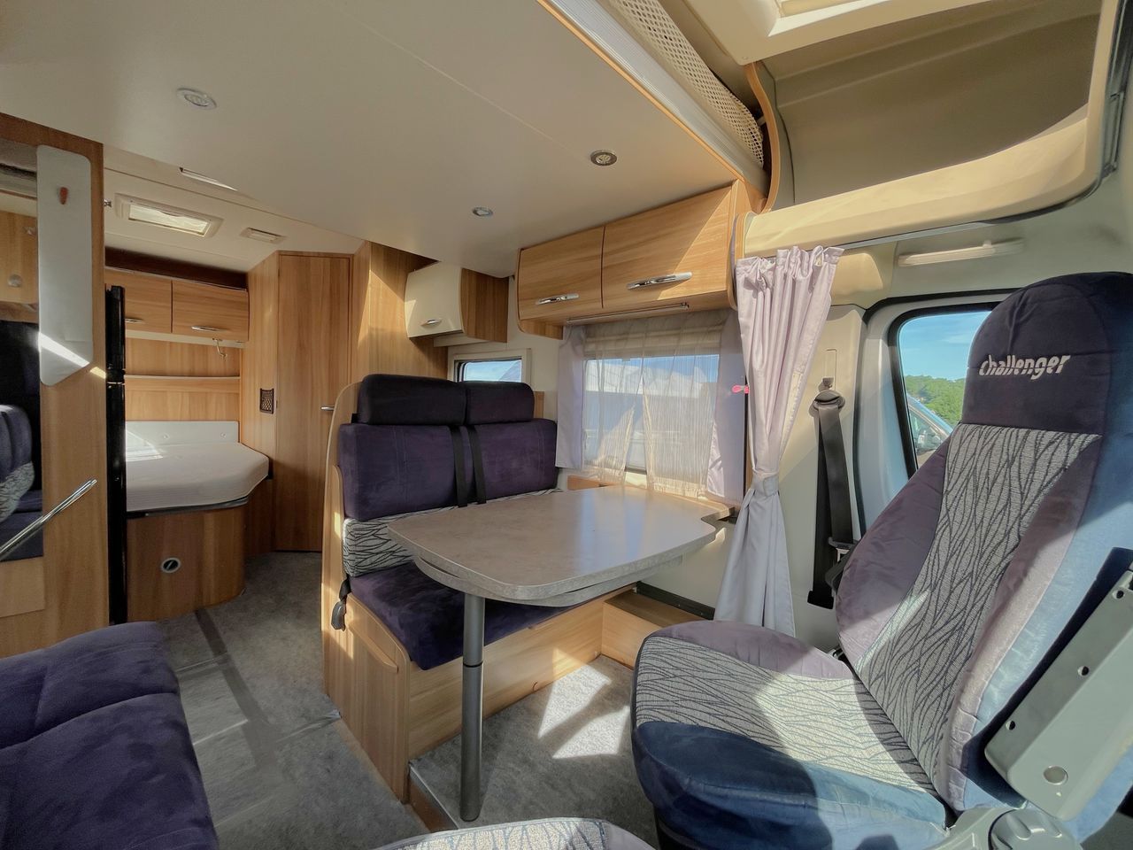 Challenger | GENESIS 36 - 2013 – Image 7