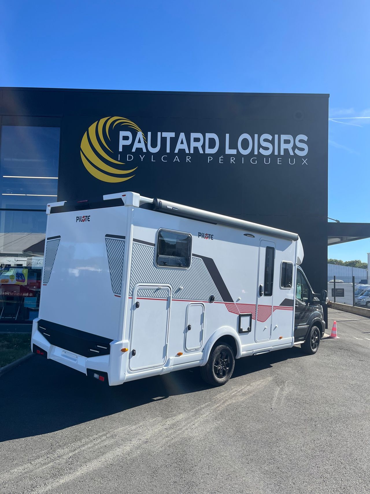 Pilote | ATLAS A 690 GJ - 2027 – Image 2