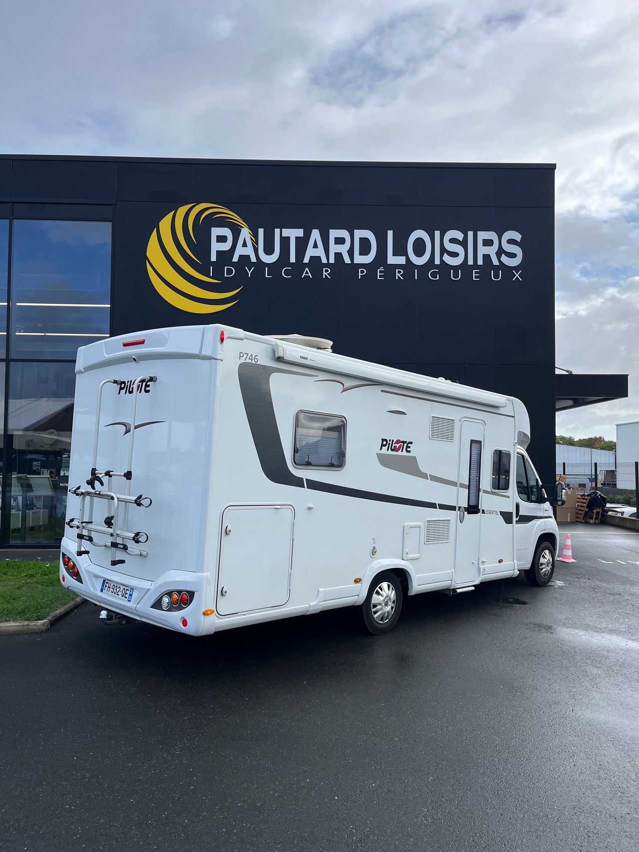 Pilote | P 746 FC ESSENTIEL - 2019 – Image 2