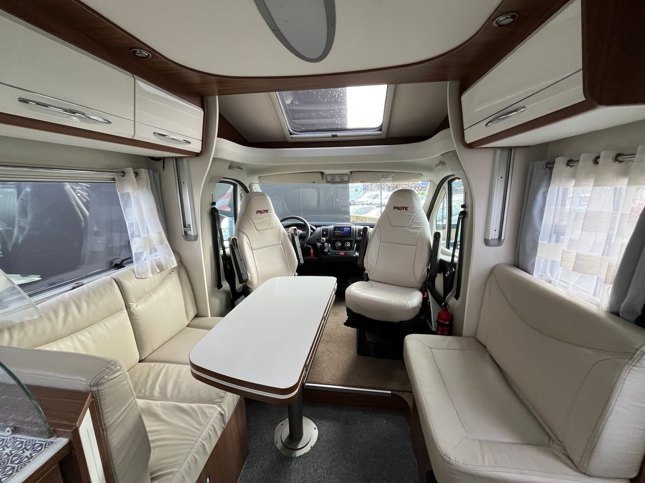 Pilote | P 746 FC ESSENTIEL - 2019 – Image 4