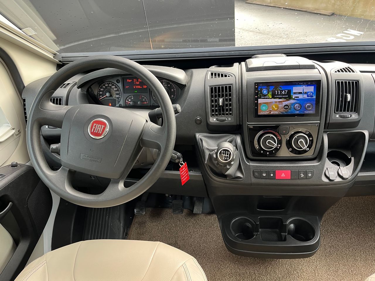 Pilote | P 746 FC ESSENTIEL - 2019 – Image 3