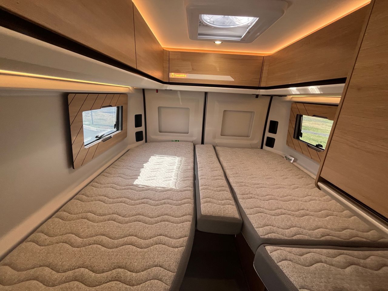 Campereve | 746 SAPHIR - 2026 – Image 4